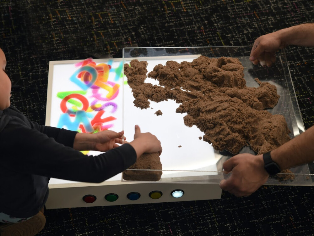 Light Table With Sand Table Top (uk And Eu Adapter)