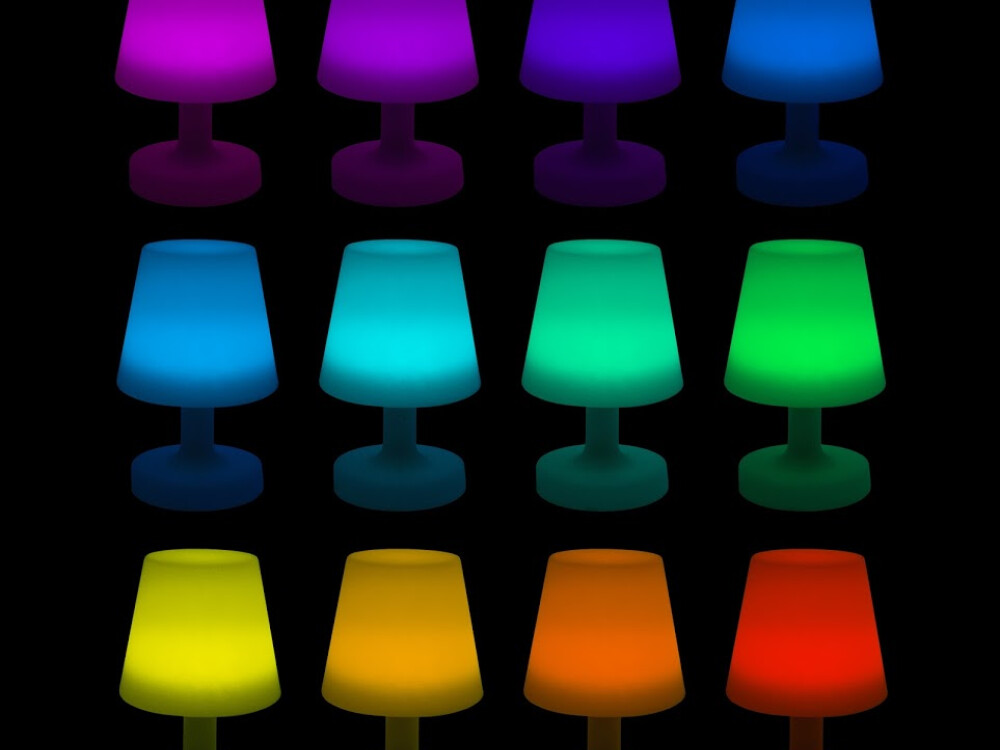 Colour Changing Lamp (interchangeable Eu/uk Adapter)