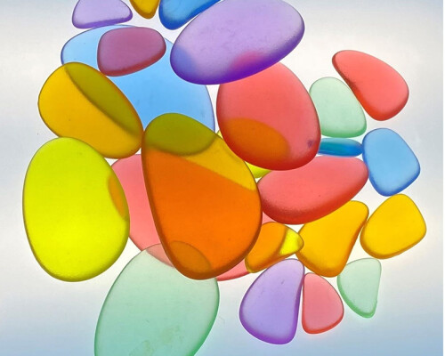 Coloured Acrylic Pebbles (30 Pcs)