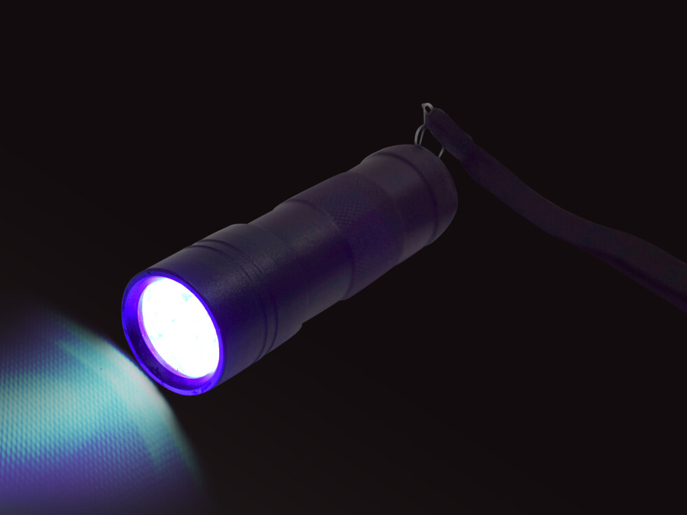 Uv Led Torch - Small (battery Operated - Not Included)