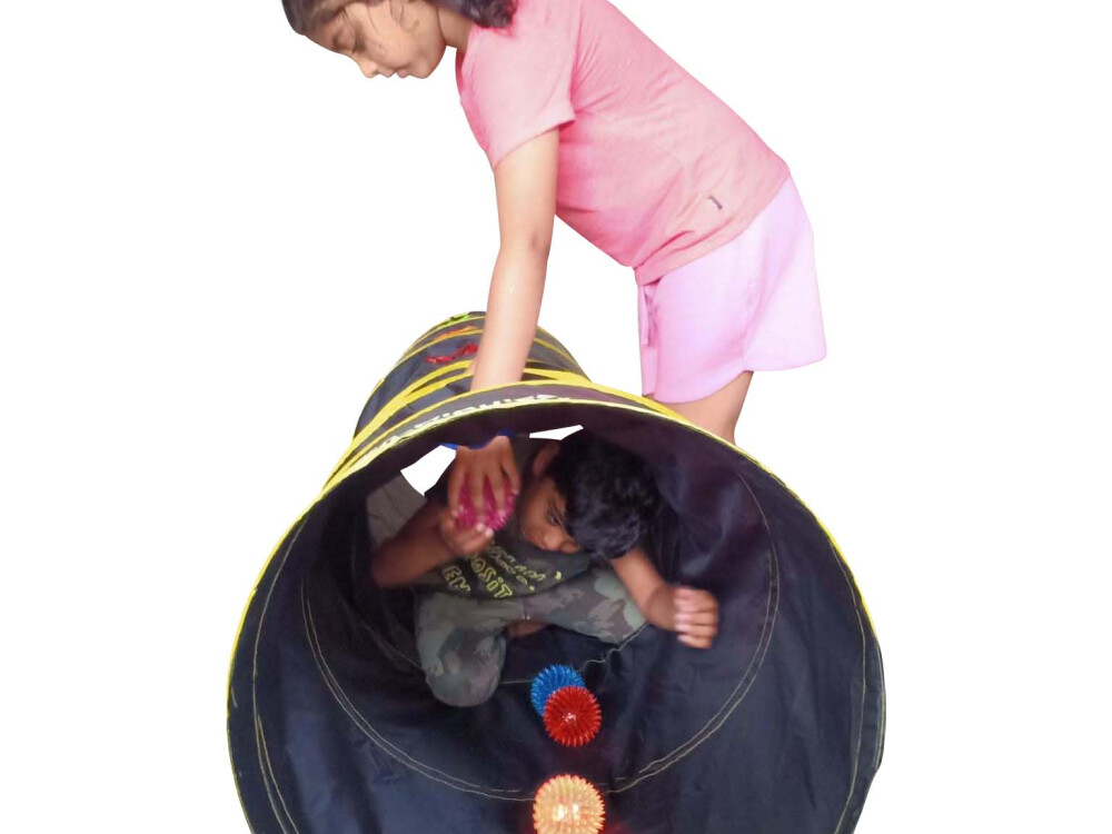 Sensory Pop Up Tunnel With Led Balls