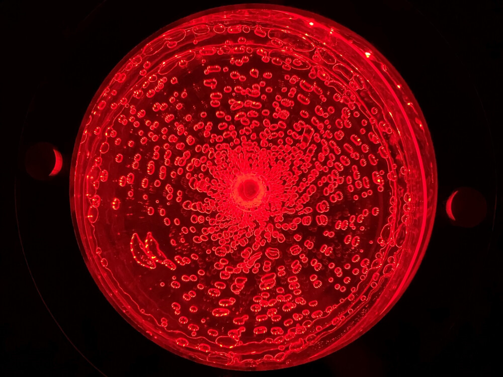 Round Bubble Table  (uk And Eu Adapter)