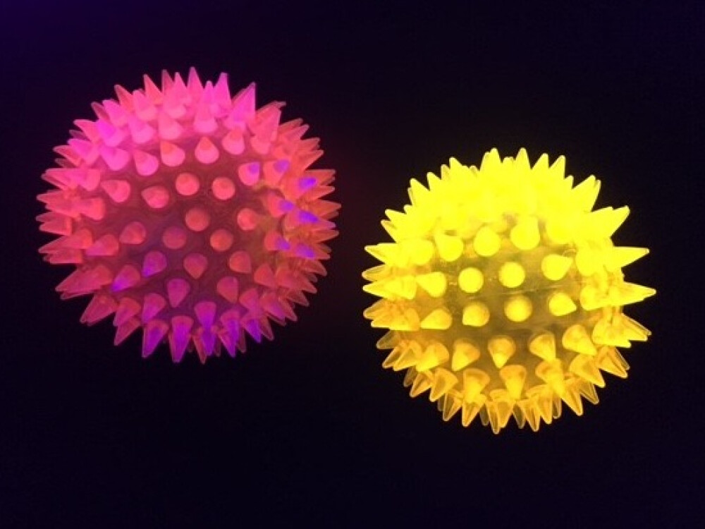 Uv Spikey Ball