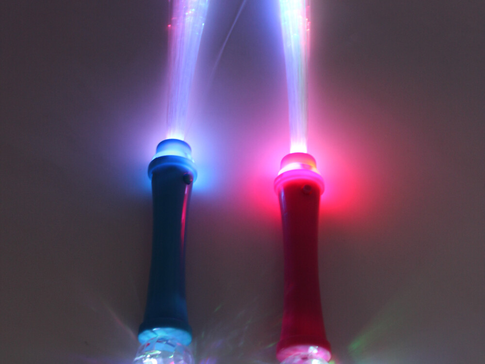 Fibre Optic Wand (one Provided) (battery Operated - Included)