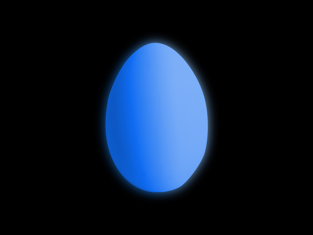 Colour Changing Egg ( Large ) (interchangeable Eu/uk Adapter)